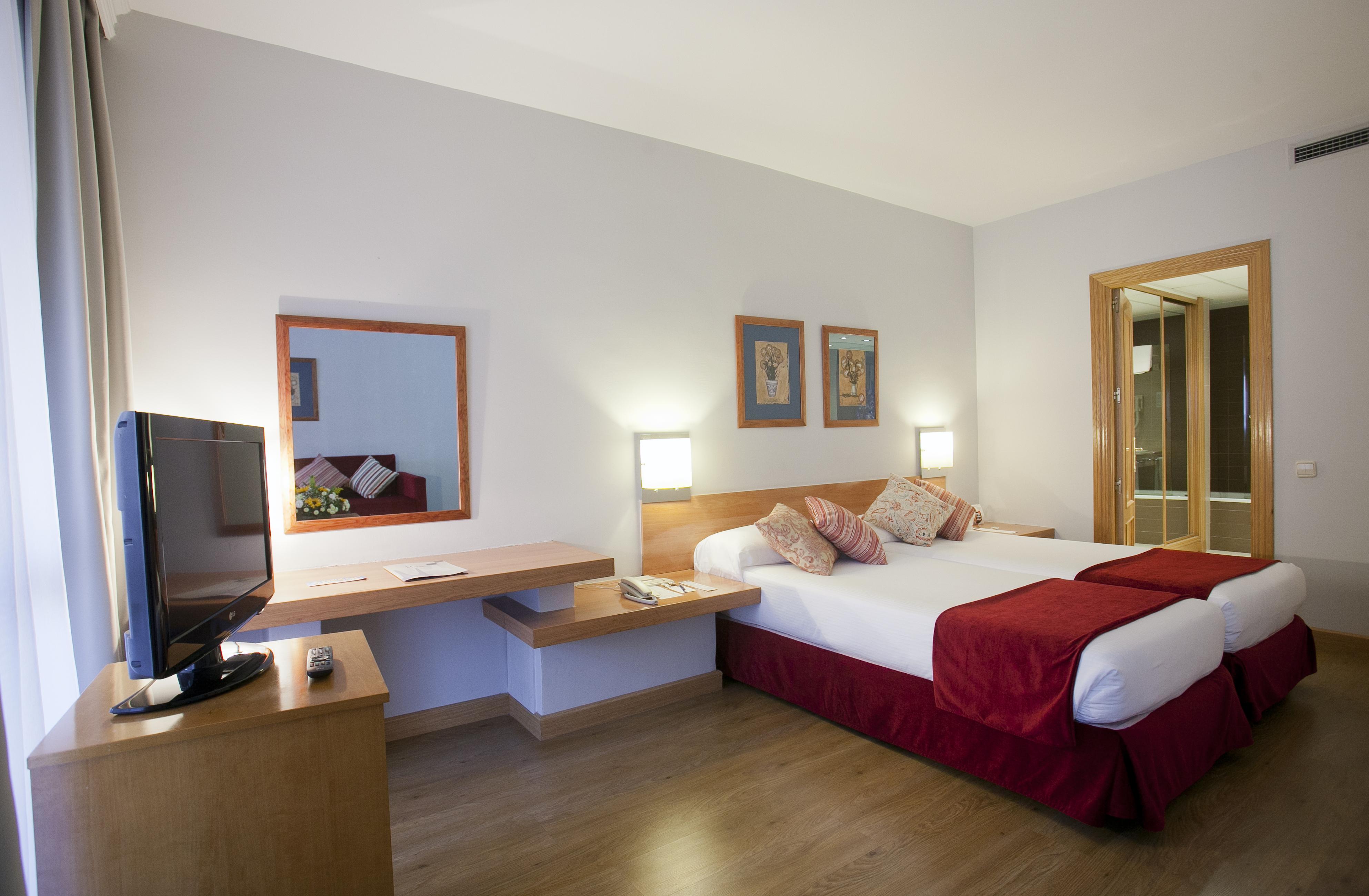 Muralto Madrid Princesa Exterior foto
