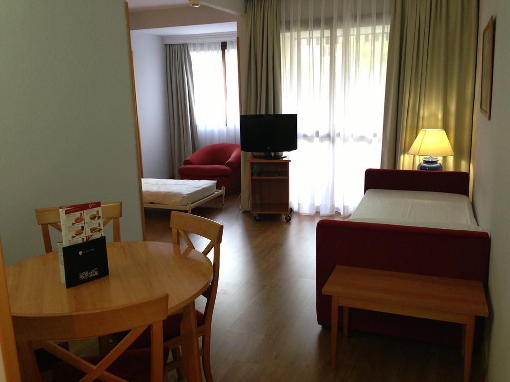 Muralto Madrid Princesa Exterior foto